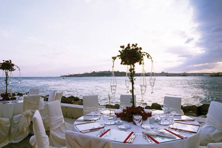 Kiz Kulesi Restaurant Salacak Istanbul